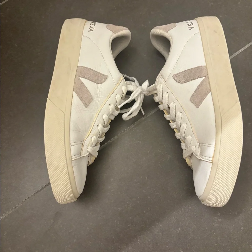 Veja Campo Sneakers - Picture 3 of 7